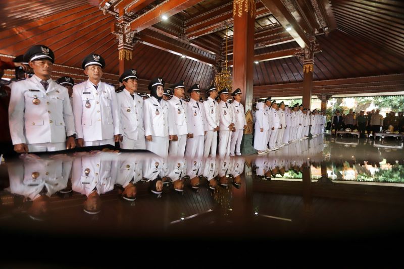 Pelantikan kepala desa beberapa waktu lalu di Kabupaten Mojokerto