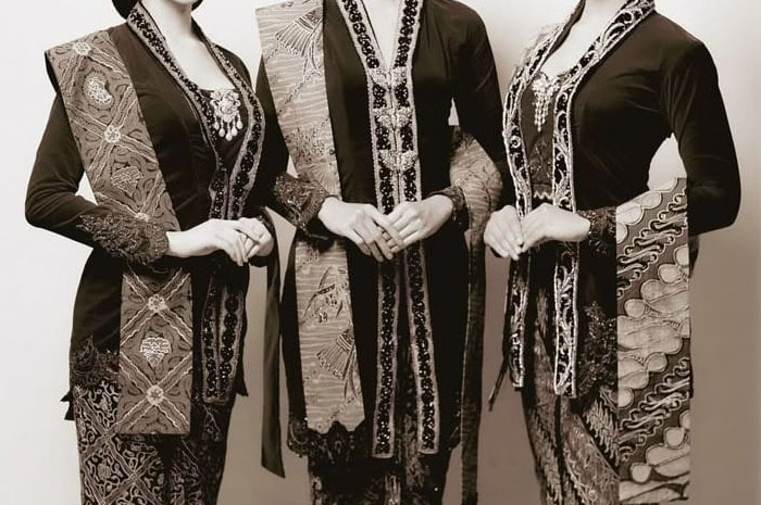 Tampil Lebih Menawan di Hari Kartini, Berikut Inspirasi Model Kebaya yang Bisa Bikin Penampilanmu Makin Feminim.