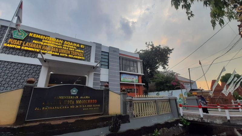 BELUM TUNTAS: Sejumlah CJH di Kota Mojokerto belum sepenuhnya menyelesaikan pelunasan bipih.