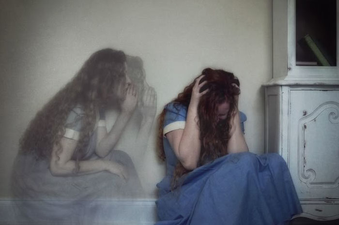 Perilaku yang Selalu Ingin Melakukan Apapun di Otaknya, Inilah Pengertian dan Pemicu Intrusive Thoughts. sumber foto: pinterest