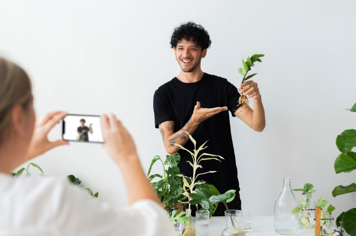 Bukan Sekedar Tren, Kenali &lsquo;Sustainable Living&rsquo; Penting untuk Gen Z! 5 Alasan ini Salah Satunya Selamatkan Masa Depan Bumi (Sumber: Freepik.com/@rawpixel.com)