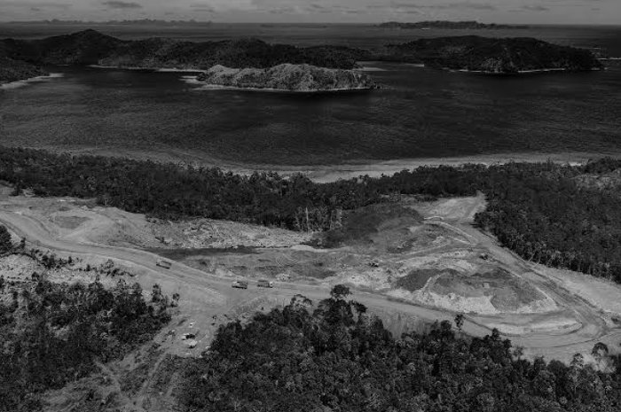 Kondisi Pulau Gag, Raja Ampat Setelah Dieksploitasi Industri Pertambangan (Sumber: Greenpeace)