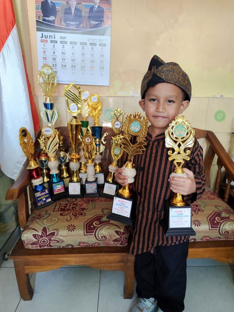 Abhizar Key Attar Al-Fatih