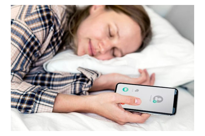 Dampak Positif dan Negatif Sleep Call dengan Pasangan, Benarkah Bisa Membuat Hubungan Lebih Awet?