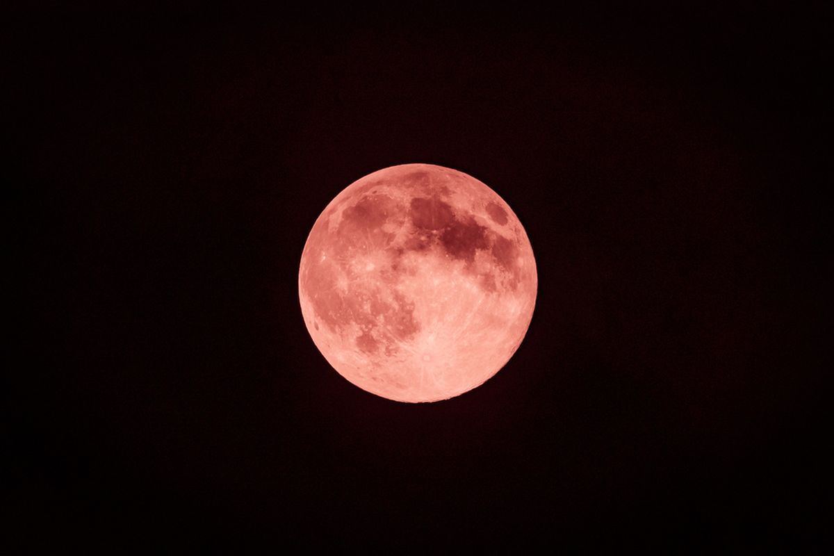 Apakah Strawberry Moon Termasuk Fenomena Gerhana? Ini Jawabannya, Ibu Hamil Harus Tahu!