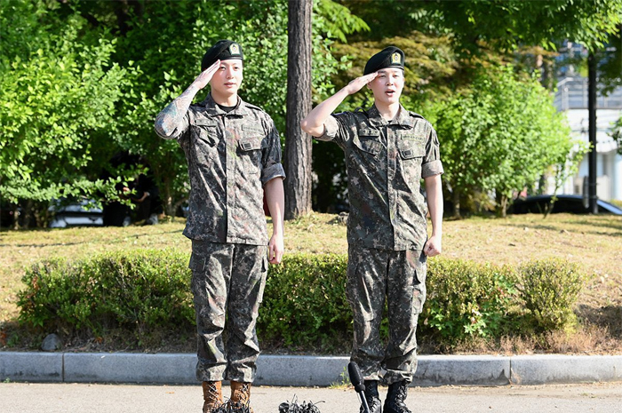 Jungkook dan Jimin Resmi Menyelesaikan Wajib Militer, BTS Siap Kembali Menyapa Penggemar di Seluruh Dunia. Sumber: X ARMYTEAMID