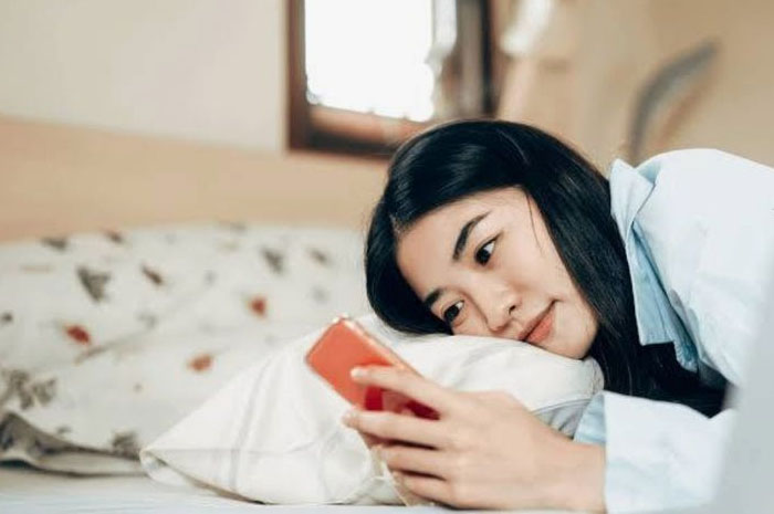 Mengenal Mindless Scrolling, Inilah Empat Dampak Buruk yang Harus Diwaspadai!. sumber foto: pinterest