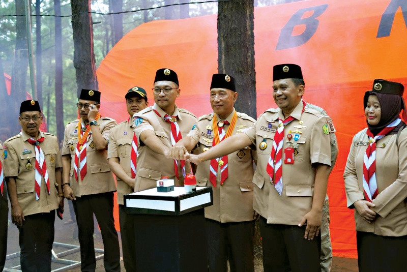 1.	Ketua Kwarda Jatim didampingi Kadinkes Jatim, Wakil Bupati Mojokerto dan pimpinan Kwarcab meresmikan pembukaan Pertida SBH VII Jatim.