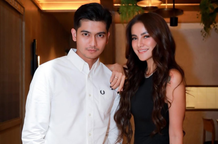 Usai Cerai dari Aufar Hutapea, Olla Ramlan Akui Pacaran dengan Brondong! Tengkyu Ryan Disorot Sebagai Pacarnya Usai Unggah Foto Berdua (Sumber: Instagram/@teukuryantr)