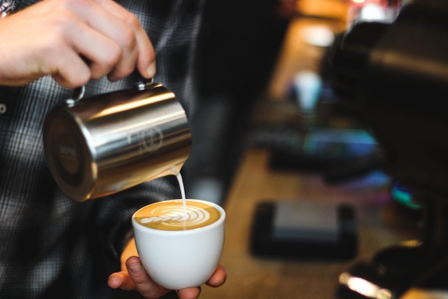 Tren kopi di kalangan Gen Z memiliki manfaat bagi kesehatan mental.