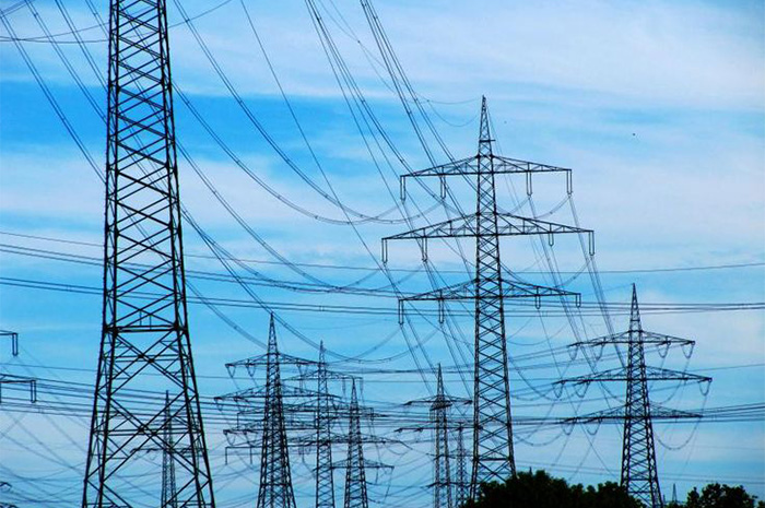 Pihak PLN menegaskan, pemadaman yang akan dilakukan ini berlangsung selama enam jam mulai pukul 09.00-15.00 WIB dan menyasar wilayah padat penduduk. sumber foto: pinterest