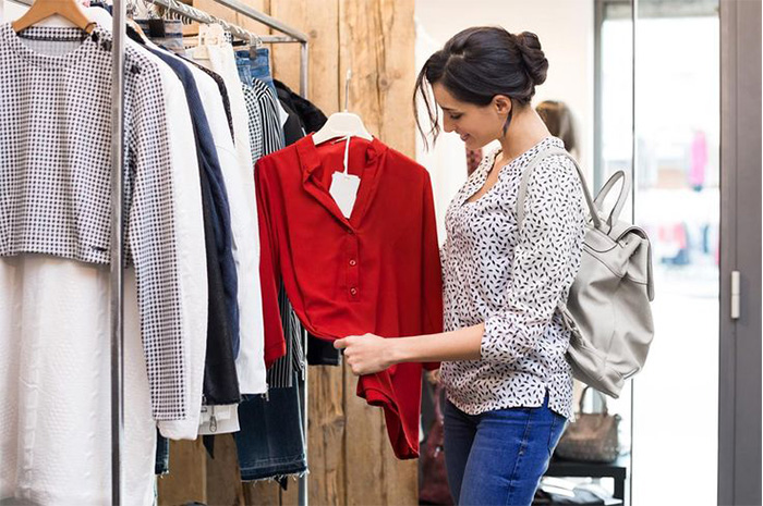 Seringkali rutinitas bekerja membuat kita kebingungan soal ide outfit. Apalagi untuk hijabers yang ingin tampil tertutup namun tetap fashionable. sumber foto: pinterest