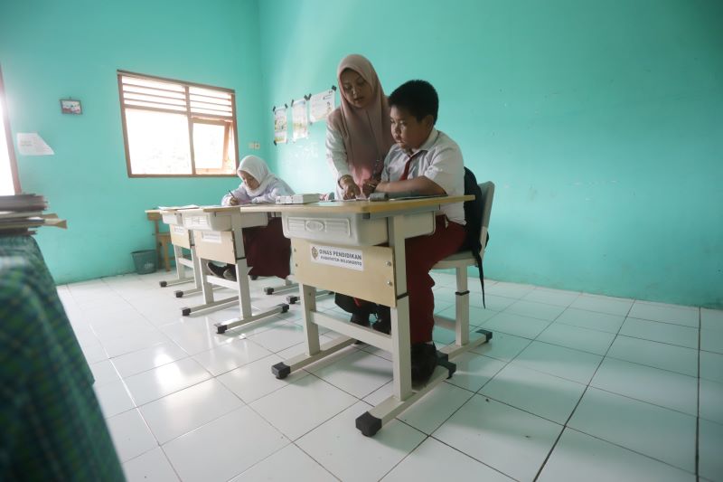 MINIM SISWA: SDN Dilem, Kecamatan Gondang, tetap menggelar MPLS di hari pertama tahun ajaran 2025/2026 meski tak mendapatkan siswa baru, kemarin (14/7).