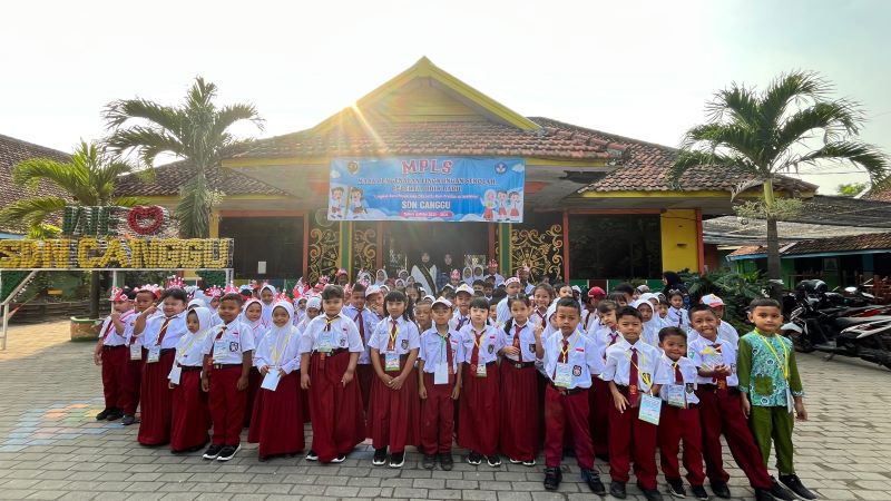 ANTUSIAS: SDN Canggu, Kecamatan Jetis, menggelar MPLS dengan semangat dan menggembirakan. Momentum ini sekaligus sebagai ajang pembentukan karakter siswa sejak dini.