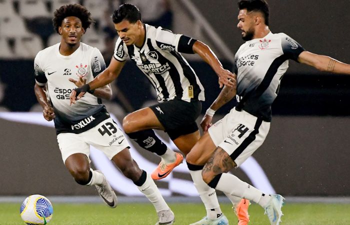 Pertandingan Botafogo vs Corinthians dalam laga Serie A Brazil, akan digelar pada Minggu (27/7) di Stadion Nilton Santos
