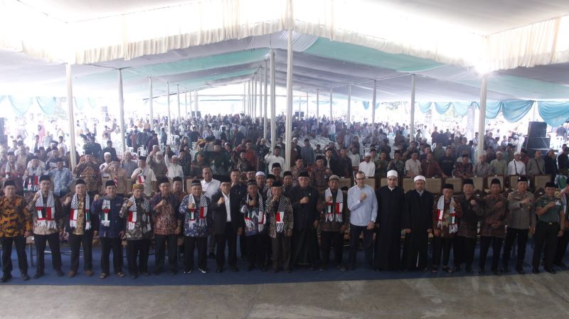 Rombongan pejabat kementerian dan dinas disambut hangat keluarga besar PPIC eLKISI.