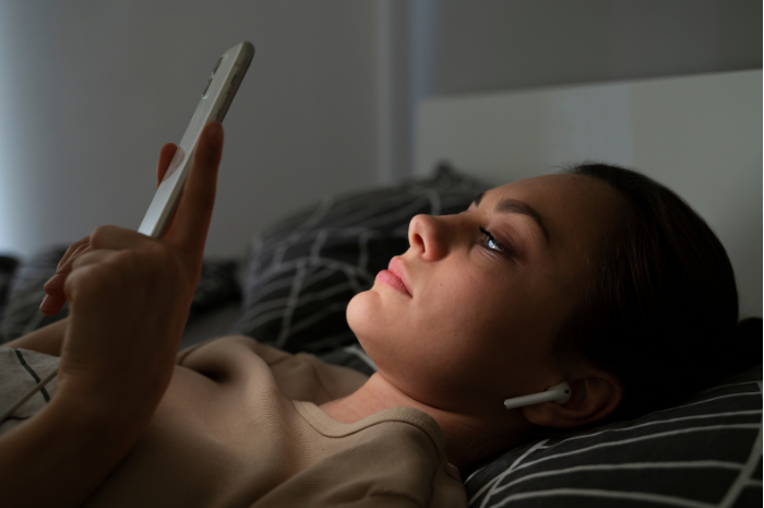 Kenali Bed Rotting yang Pernah Jadi Tren Self Care! Namun Bisa Jadi Tanda Kamu Kesepian! Waspadai Karena Bisa Picu Depresi