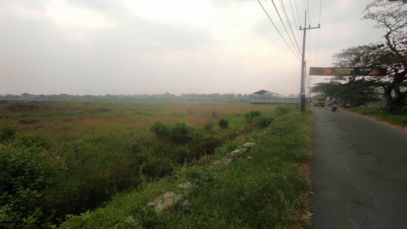 POTENSIAL: TKD berada di antara Dusun Lengkong dan Kangkungan dibidik sebagai lokasi pembangunan pasar rakyat di Desa Lengkong, Kecamatan Mojoanyar.