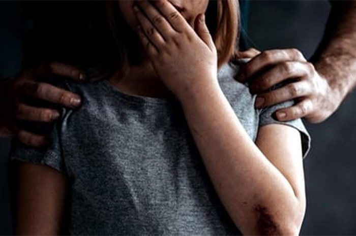 Di balik aktivitas anak-anak di dunia digital, terdapat bahaya yang tak terlihat namun sangat nyata, child grooming. Sumber Foto: Google