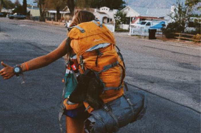 Pernah nggak sih kepikiran buat jalan-jalan sendirian? Bukan karena nggak ada teman, tapi karena ingin ngerasain gimana rasanya benar-benar bebas. sumber foto: Pinterest