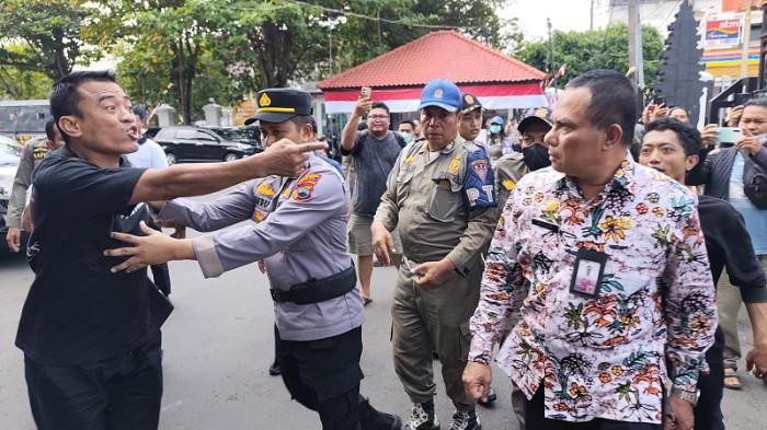 Menjadi Penyebab Demo Ricuh di Pati, Ini Profil Bupati Pati Sadewo