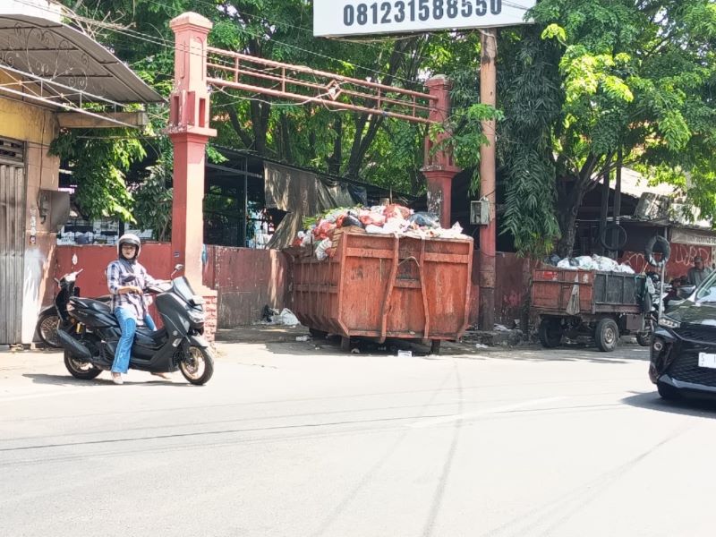 BAKAL DITUTUP: TPS Pasar Burung menjadi salah satu dari dua tempat penampungan sampah sementara yang akan ditutup di Kota Mojokerto.