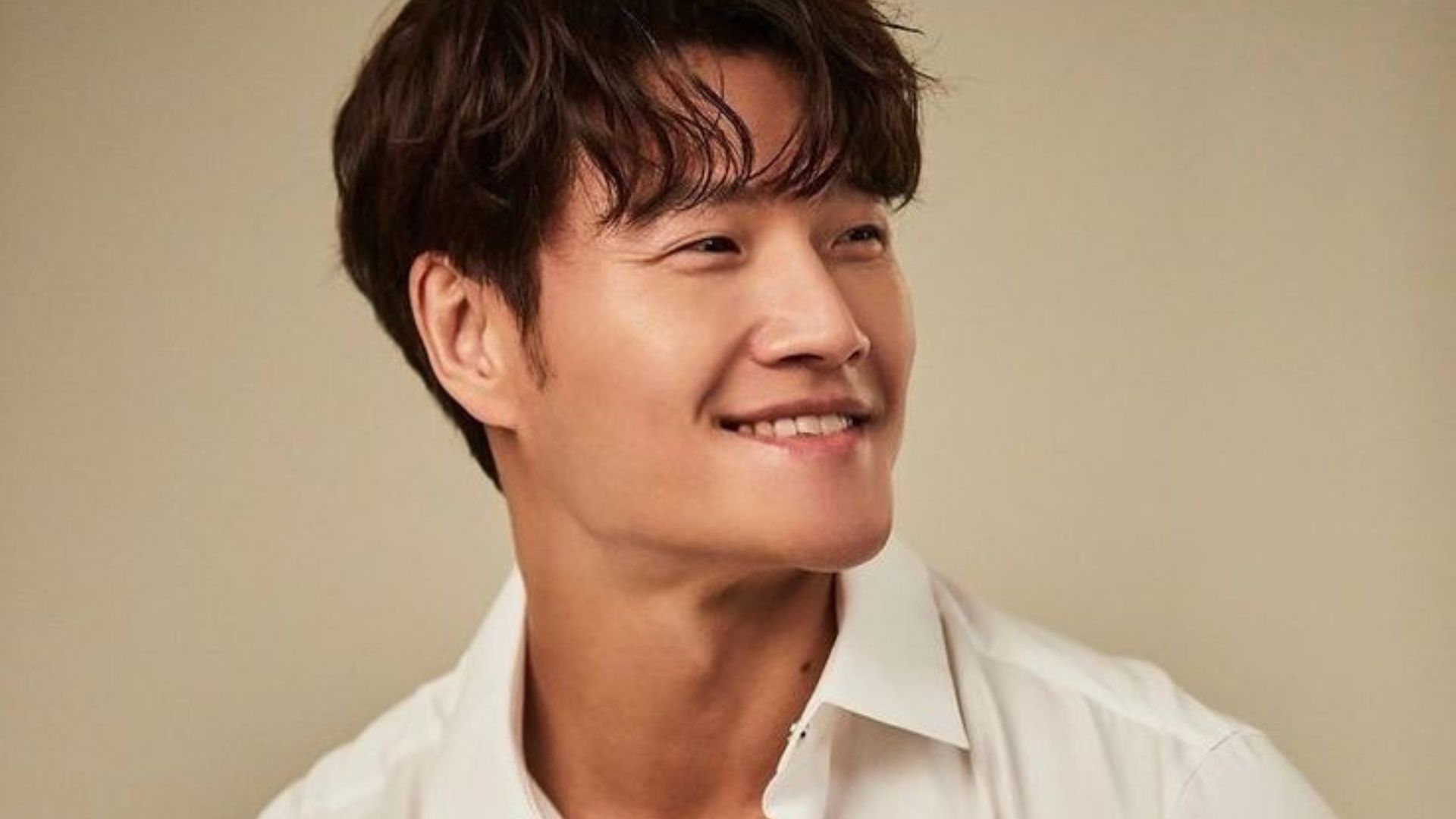 Kim Jong Kook Resmi Bergabung dengan Galaxy Corporation.