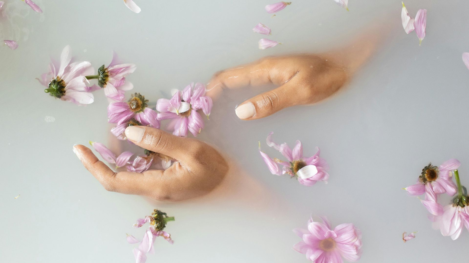 Tips dan trik yang tepat dapat membantumu dalam memiliki tubuh yang wangi sepanjang hari.