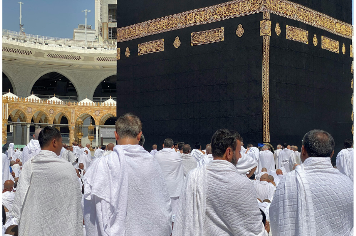 KPK menyelidiki tuduhan penyelewengan kuota haji, perhatiannya pada Dirjen PHU Kemenag terkait aliran dana sebesar Rp1 triliun. 