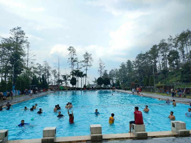 TAK BERGAIRAH: Sektor wisata di Kabupaten Mojokerto hingga kini belum menunjukkan gairahnya. Terbukti dengan realisasi PAD yang masih rendah dari target yang ditetapkan pemda.