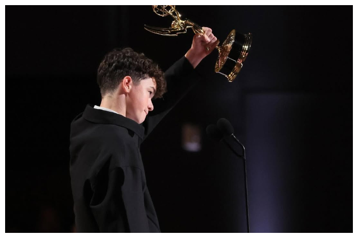 Owen Cooper, aktor muda berbakat yang berhasil memenangkan Emmy Awards 2025
