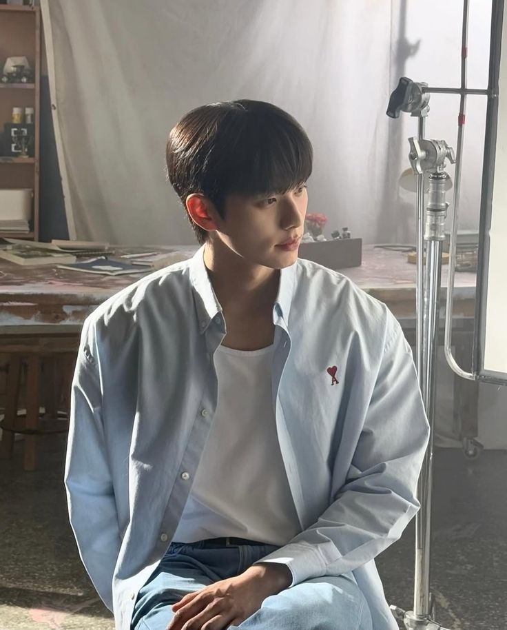 Perjalanan Karier Gemilang Lee Chae Min melalui Drama dan Film Terbaru di 2025