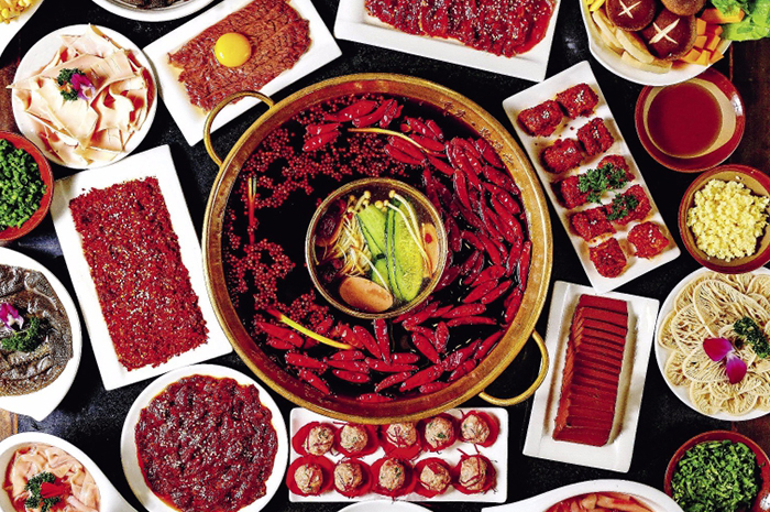 Dari sekian banyaknya hidangan khas di Tiongkok, hotpot khas Chongqing menempati posisi yang istimewa dan dikenal luas. Sumber foto: Google
