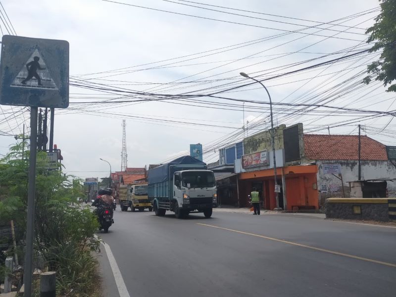 TITIK RAWAN: Simpang Empat Pasar Sawahan, Kecamatan Bangsal, diwacanakan bakal dipasangi traffic light.