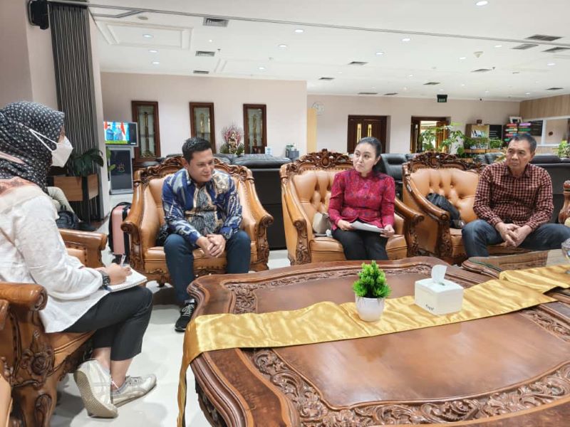 PERJUANGKAN NON-ASN: Pimpinan DPRD Kota Mojokerto saat melakukan kunjungan kerja di KemenPAN-RB, kemarin (14/10).