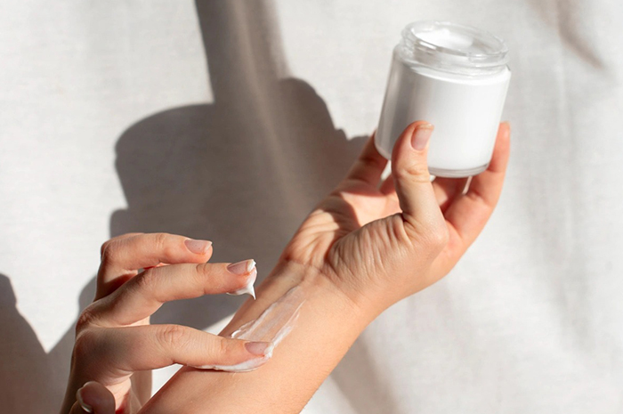 Salah satu yang belakangan ramai dibicarakan adalah penggunaan body lotion dosis tinggi, atau yang dikenal dengan istilah HB Dosting. Sumber foto: Google