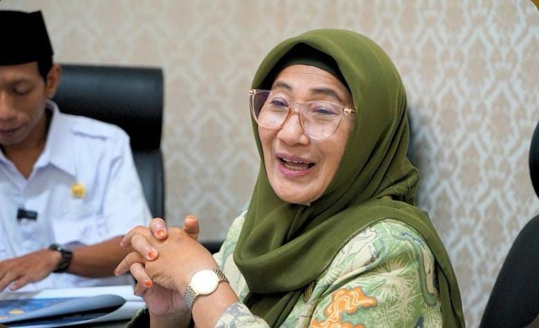 Ketua Komisi I DPRD Kota Mojokerto Enny Rahmawati