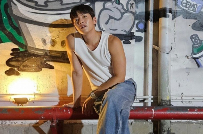 ktor Korea Selatan Ji Chang Wook kembali mencuri perhatian para penggemar. Sumber Foto: Google
