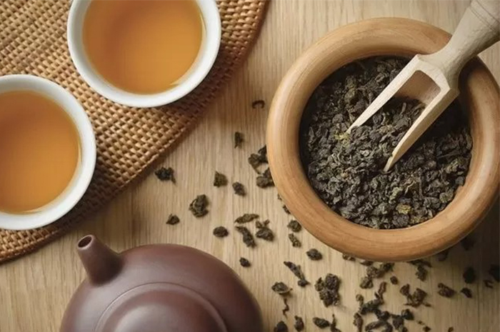 Di dunia ini, ada banyak varian atau jenis teh yang memiliki keunikan dan daya tarik masing masing. Salah satunya adalah teh oolong. Sumber foto: Google
