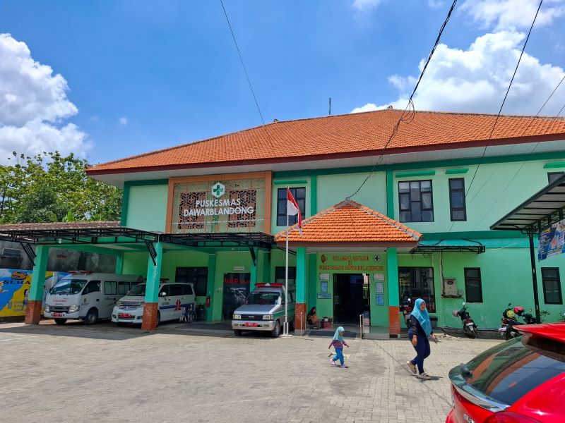 MENGEJUTKAN: Pegawai Puskesmas Dawarblandong, Kabupaten Mojokerto, belakangan resah atas dugaan pemotongan uang perjalanan dinas hingga 50 persen.