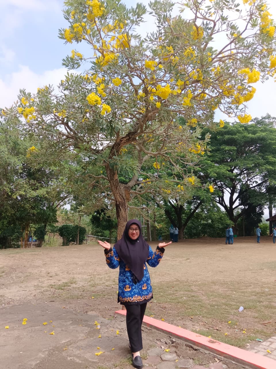 Indah Rahmawati, SMPN 1 Dawarblandong Mojokerto