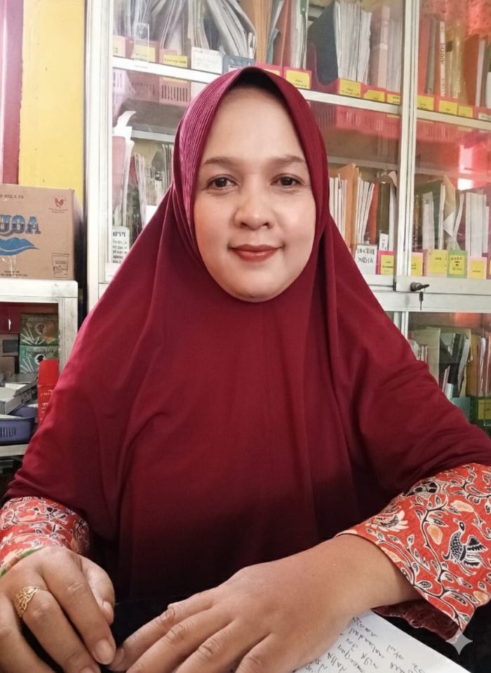 Ety Anis Salasa, SDN Banjartanggul, Pungging