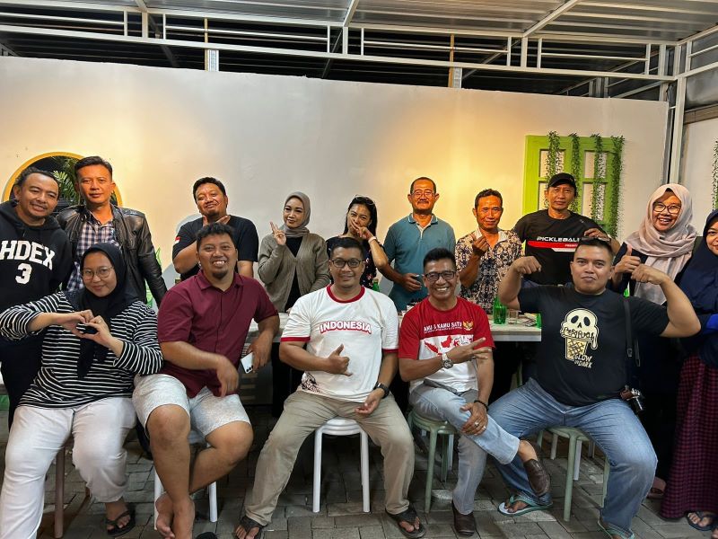 REUNI: Para anggota IKA SMANSAMOSAR bersiap menggelar mubes 2025