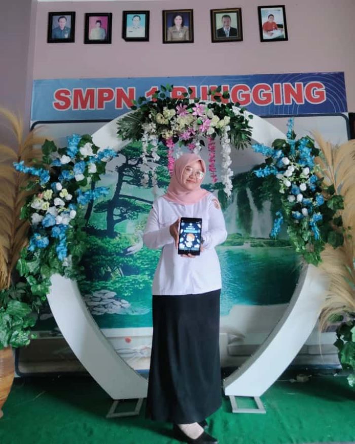 Efi Fatma Nurjana, SMPN 1 Pungging