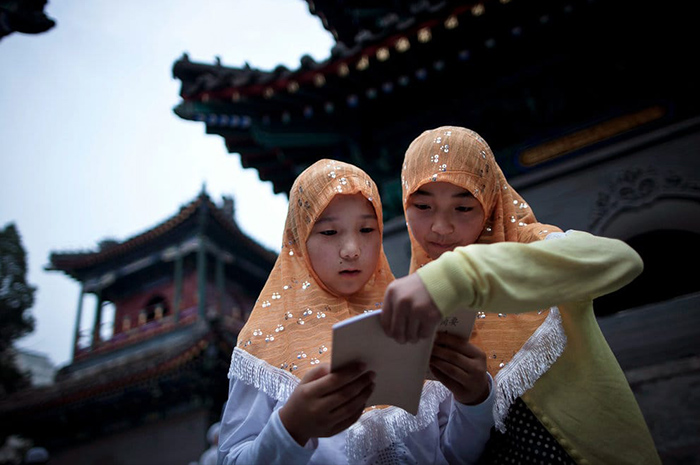 Di Tiongkok, ada salah satu suku yang identitasnya terbentuk dari sejarah panjang pencampuran budaya, yakni suku Hui. Sumber foto: Google
