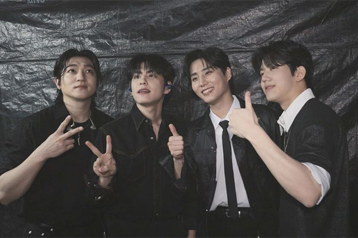 DAY6 adalah band asal Korea Selatan yang berada di bawah naungan agensi JYP Entertainment. Sumber Foto: Ig@day6kilogram