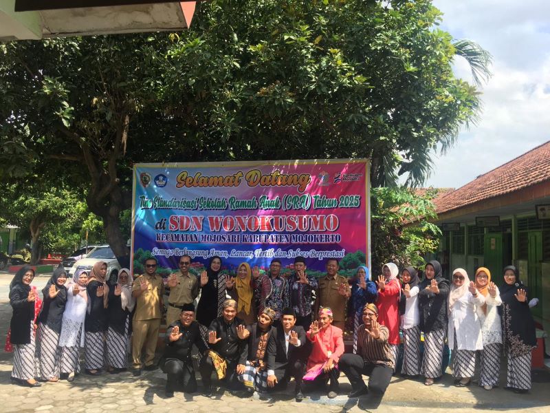 PENILAIAN: SDN Wonokusumo, Kecamatan Mojosari, kedatangan tim standarisasi Sekolah Ramah Anak Kabupaten Mojokerto.