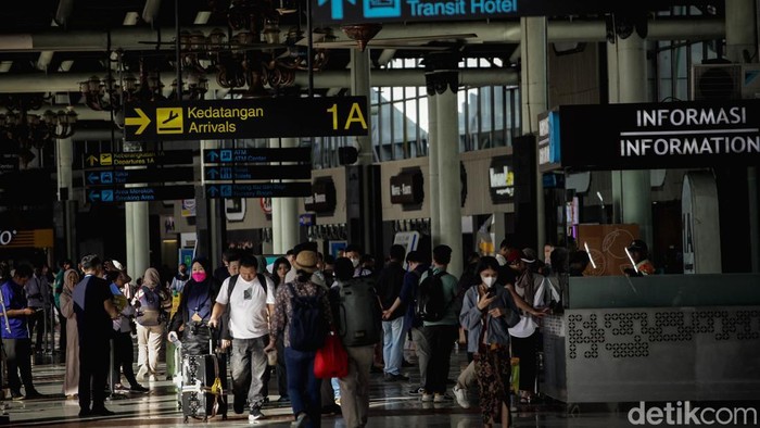 Menjelang Puncak Nataru, Kepadatan Mulai Terlihat