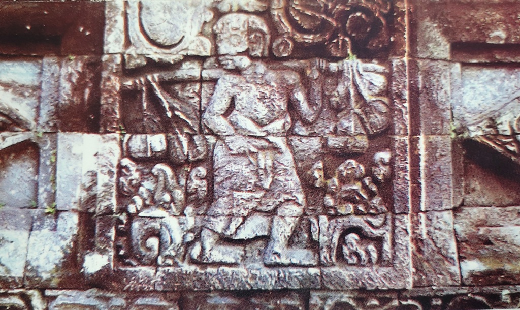 JEJAK PERADABAN: Relief Candi Tegowangi di Kabupaten Kediri yang menggambarkan aktivitas perdagangan pada masa Kerajaan Majapahit.