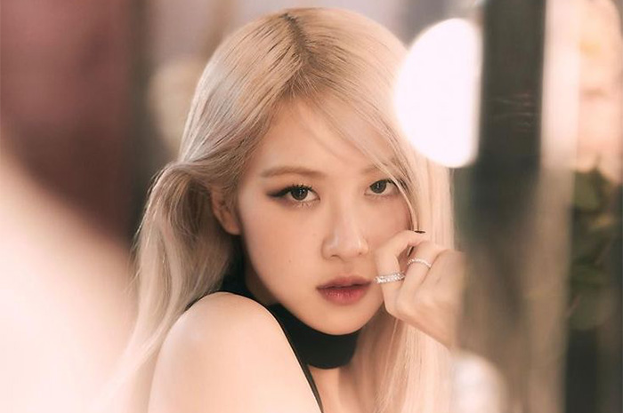 Ros&eacute;, anggota grup global BLACKPINK, kini kembali menjadi sorotan. Sumber Foto: Pinterest